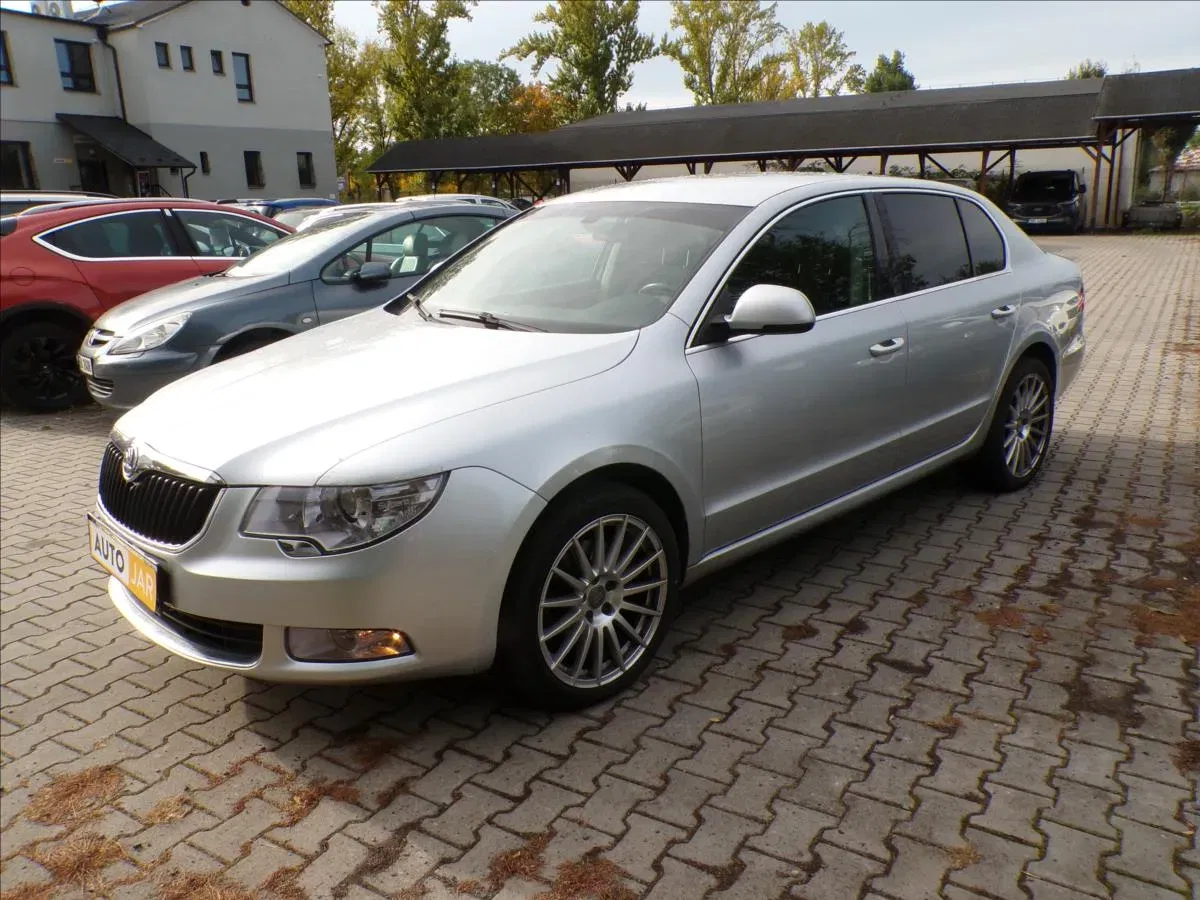 Škoda Superb - Náhled 3