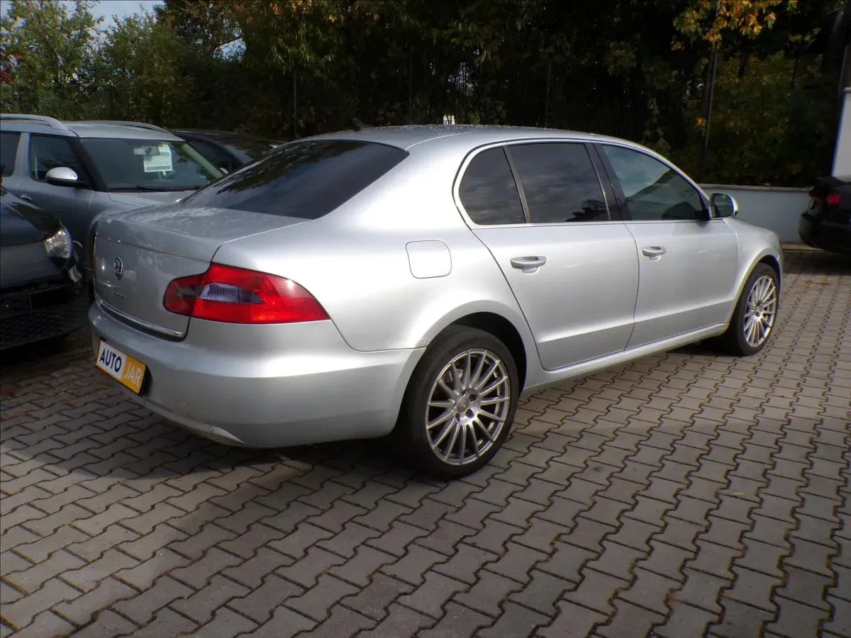 Škoda Superb - Náhled 4