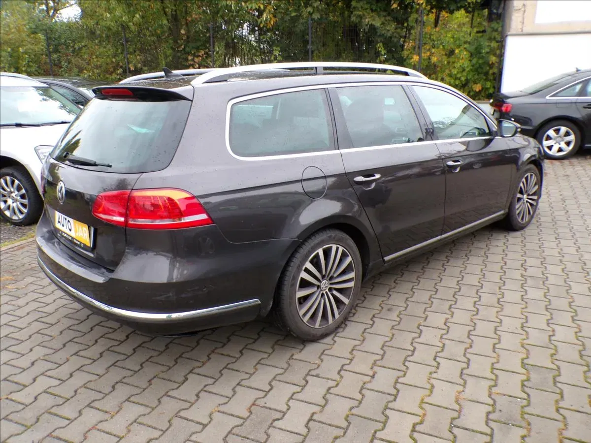 Volkswagen Passat - Náhled 4