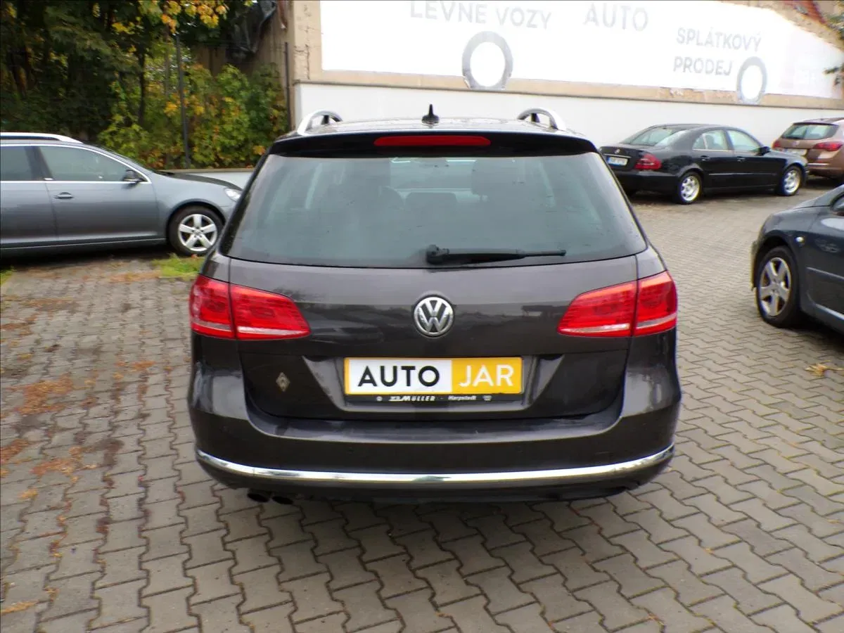 Volkswagen Passat - Náhled 5