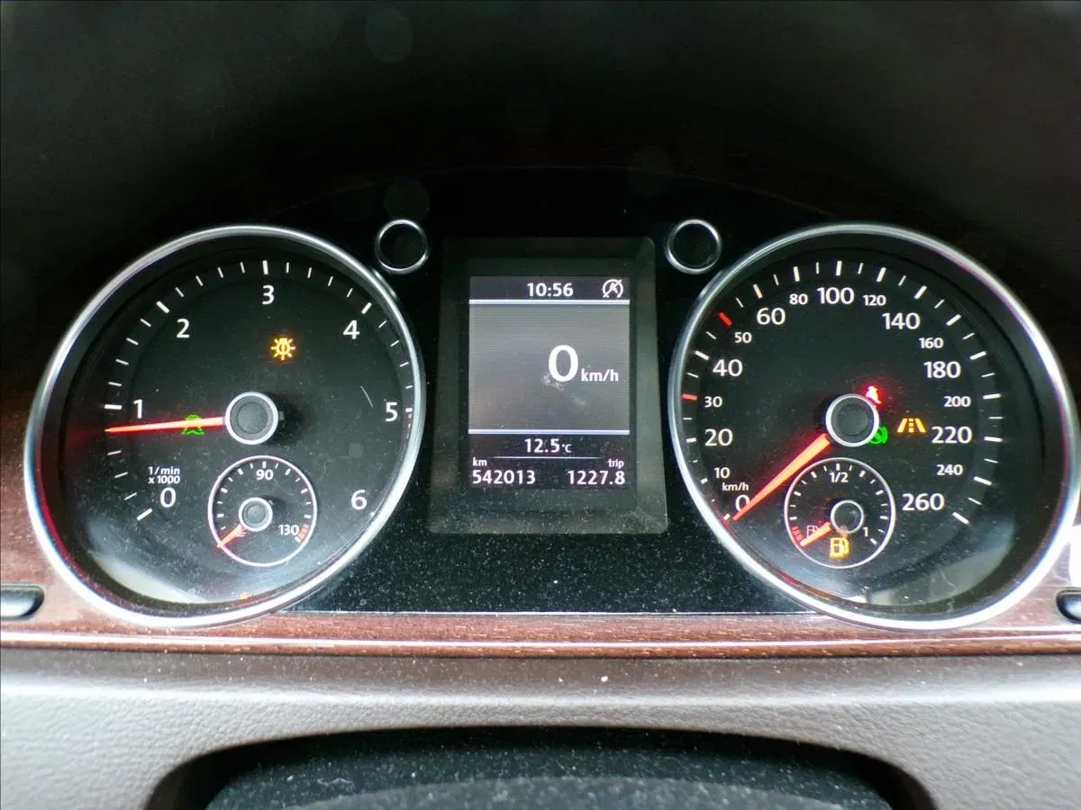 Volkswagen Passat - Náhled 8