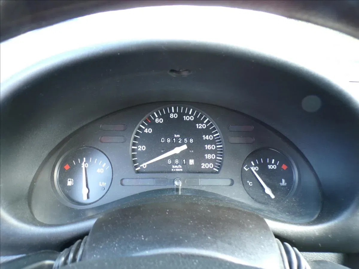 Opel Corsa - Náhled 8