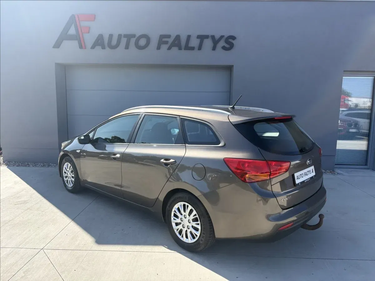Kia Ceed - Náhled 5