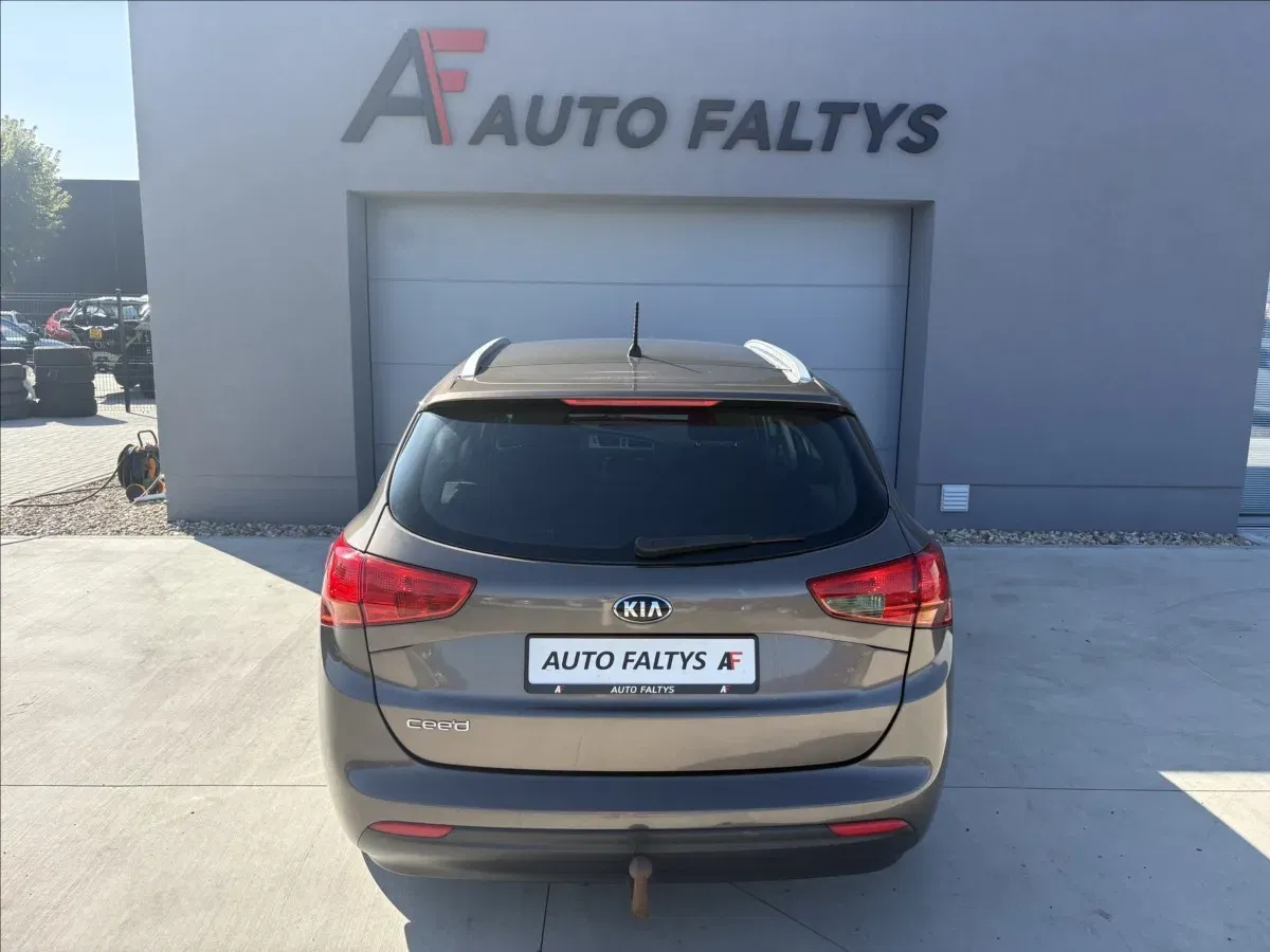 Kia Ceed - Náhled 6