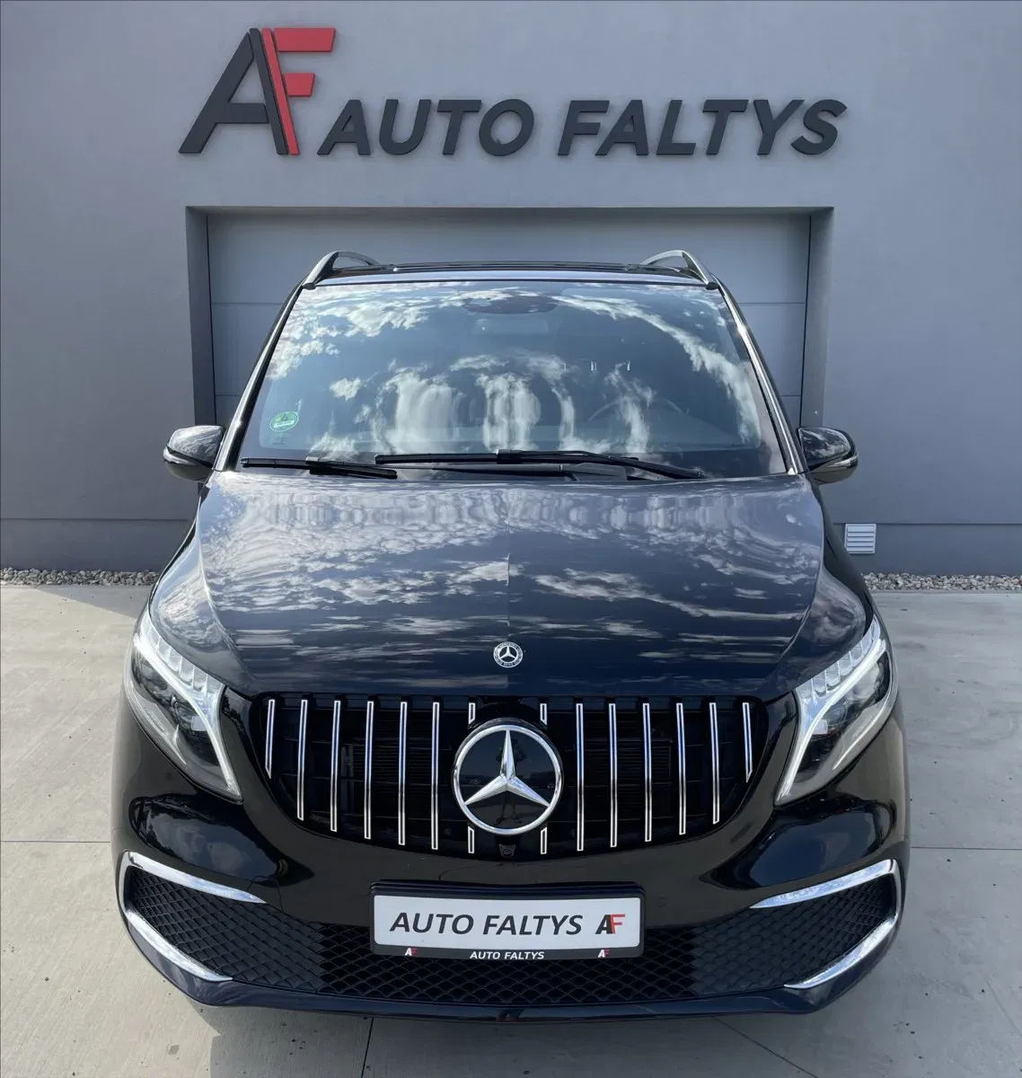 Mercedes-Benz Třídy V - Náhled 8