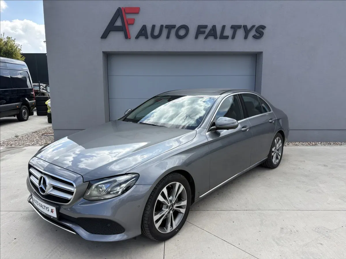 Mercedes-Benz Třídy E - Náhled 3