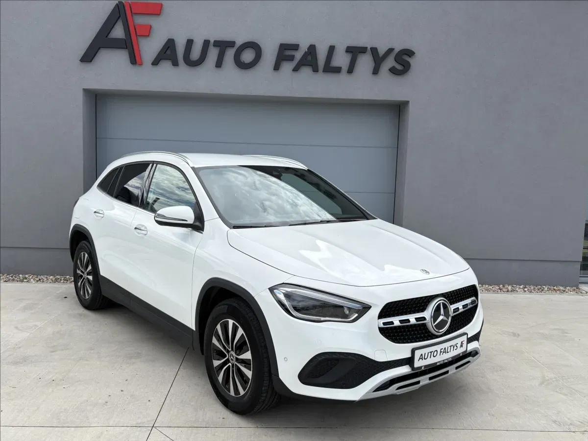 Mercedes-Benz GLA 250 e EQ Plug- in Hybrid, 2022