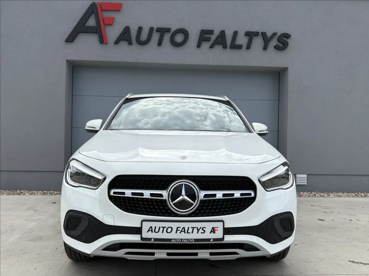 Mercedes-Benz GLA - Náhled 4