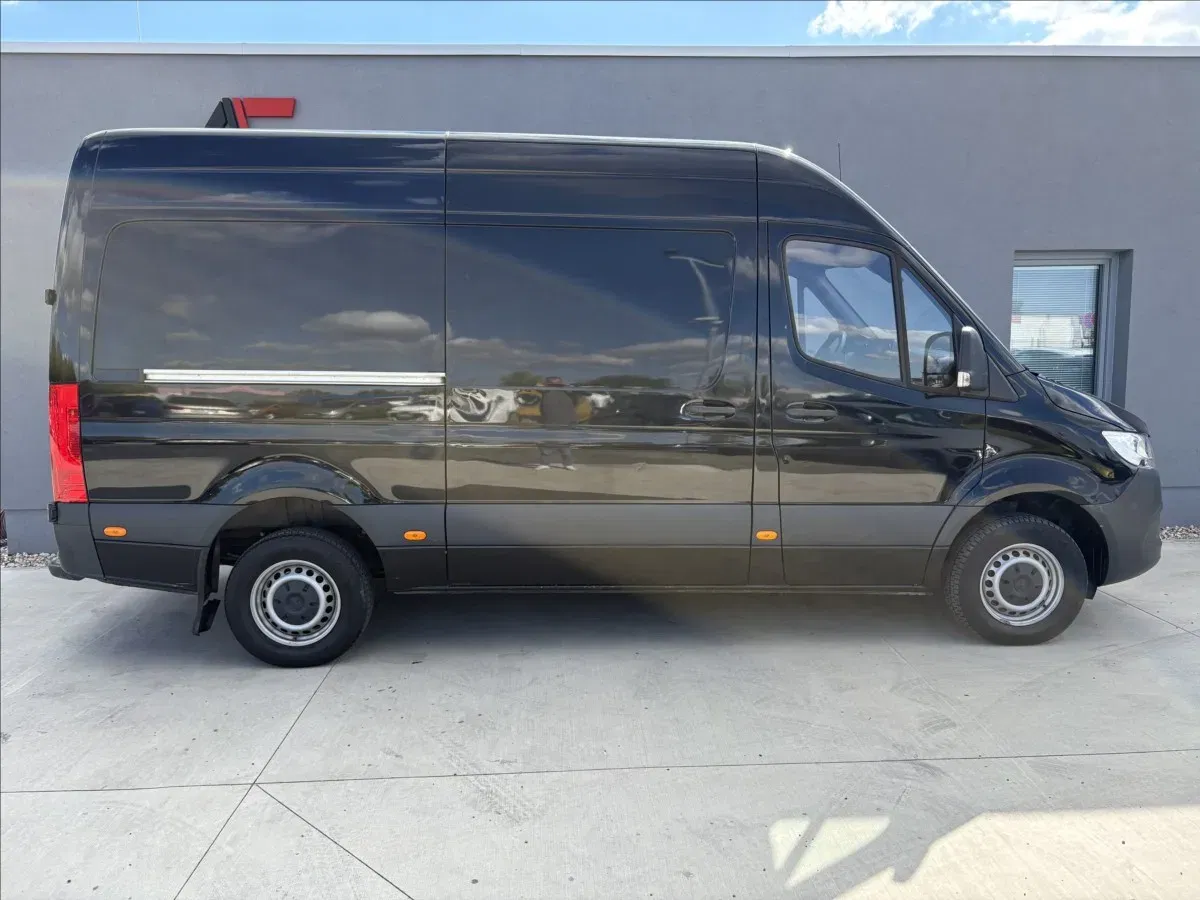 Mercedes-Benz Sprinter - Náhled 2