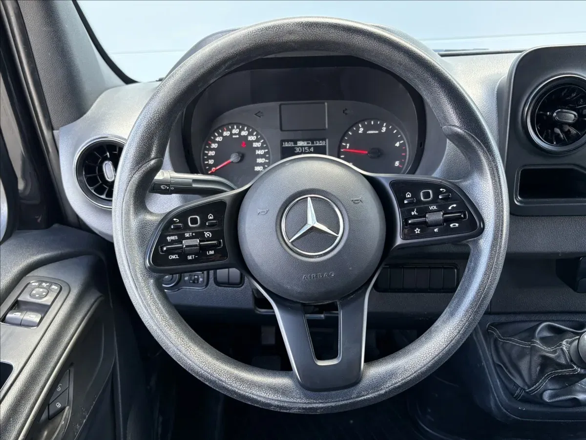 Mercedes-Benz Sprinter - Náhled 8