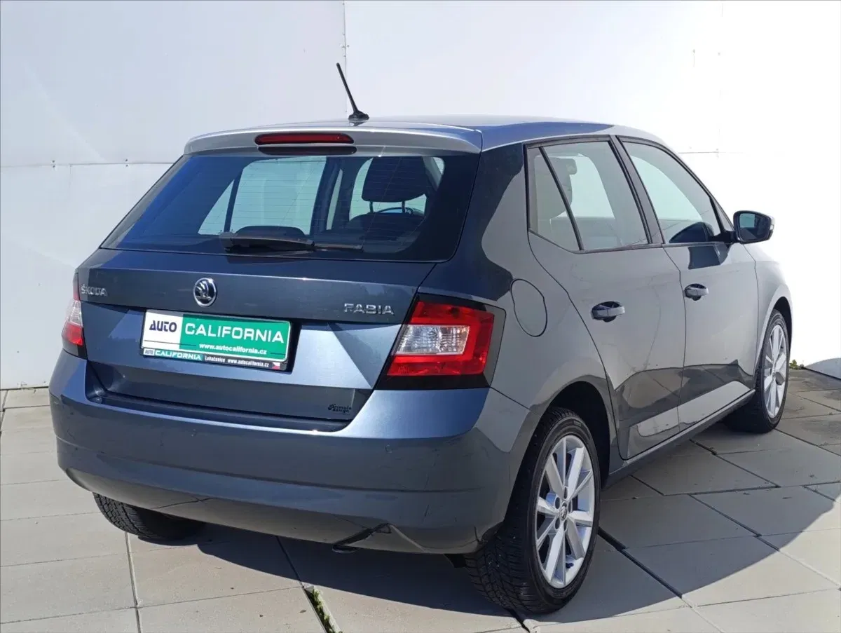 Škoda Fabia - Náhled 7