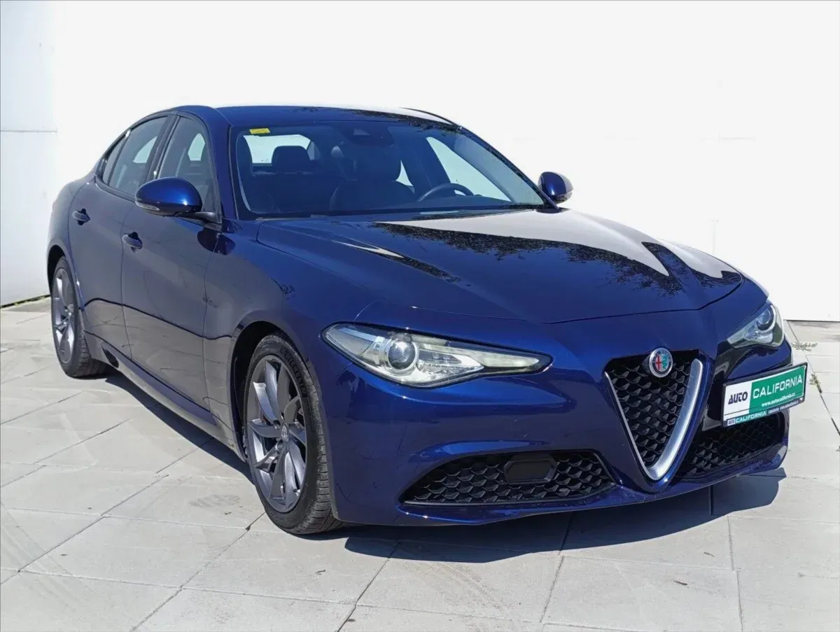 Alfa Romeo Giulia - Náhled 4