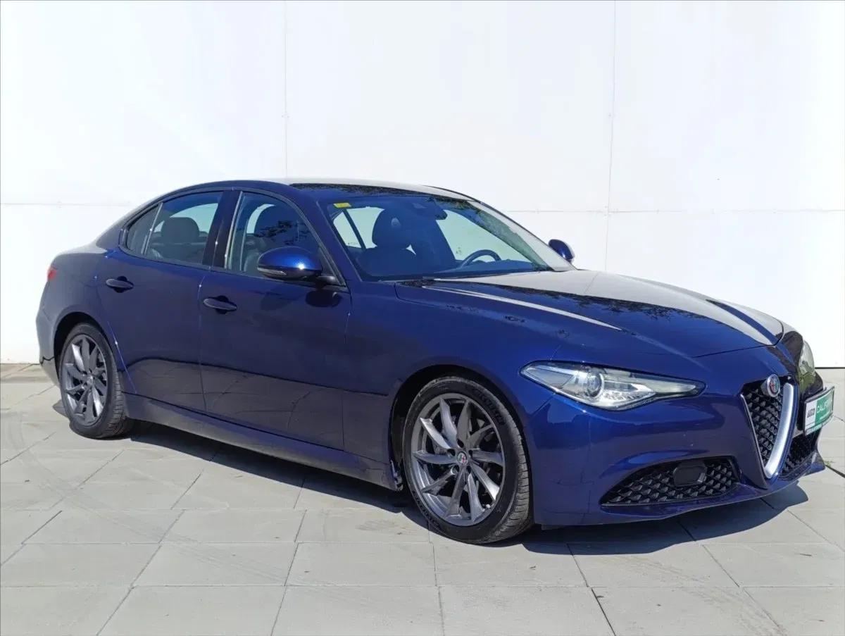 Alfa Romeo Giulia - Náhled 5