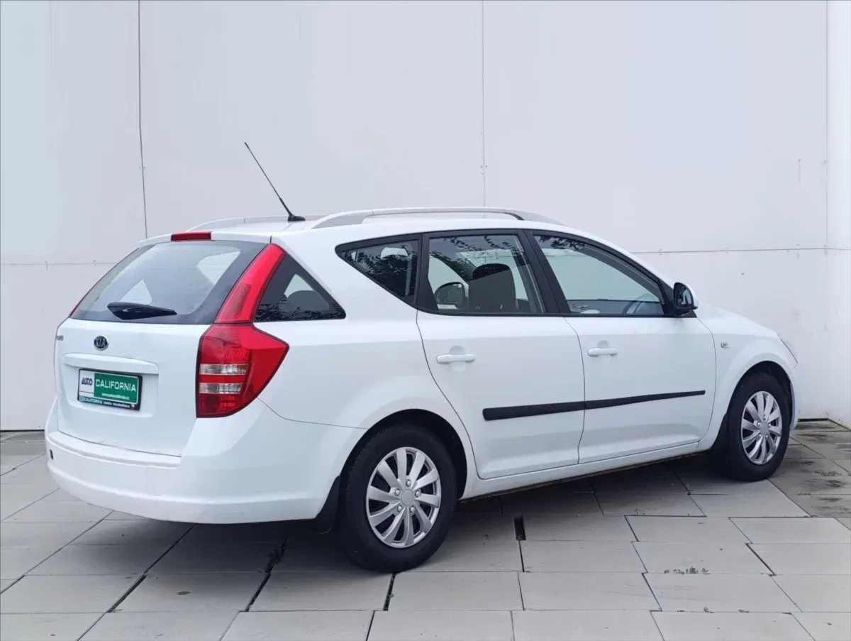 Kia Ceed - Náhled 6