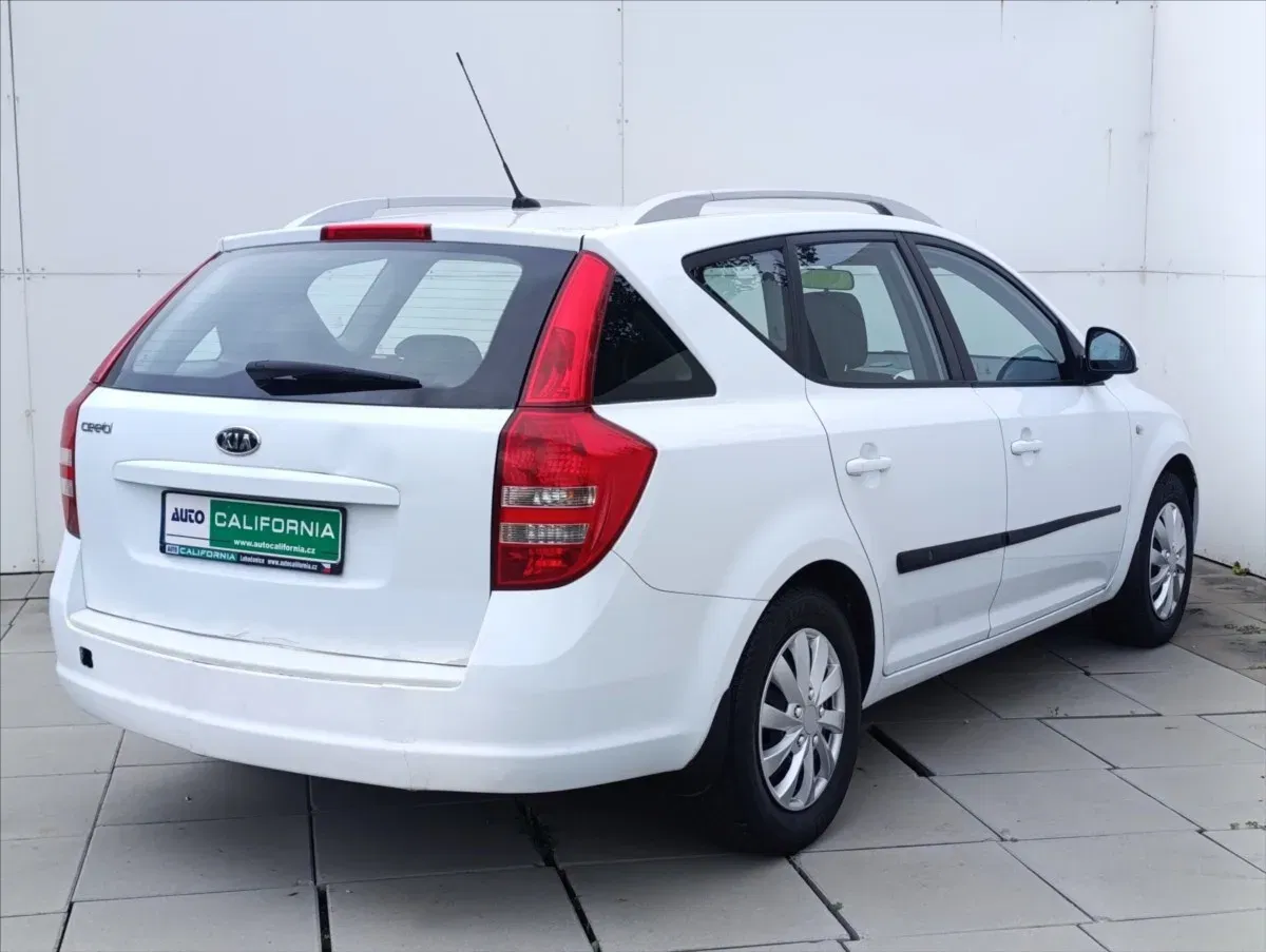 Kia Ceed - Náhled 7