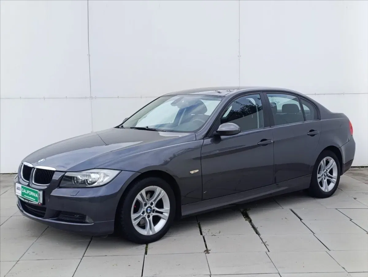 BMW Řada 3 2,0 d 130kW Aut.klima Tempomat, 2008