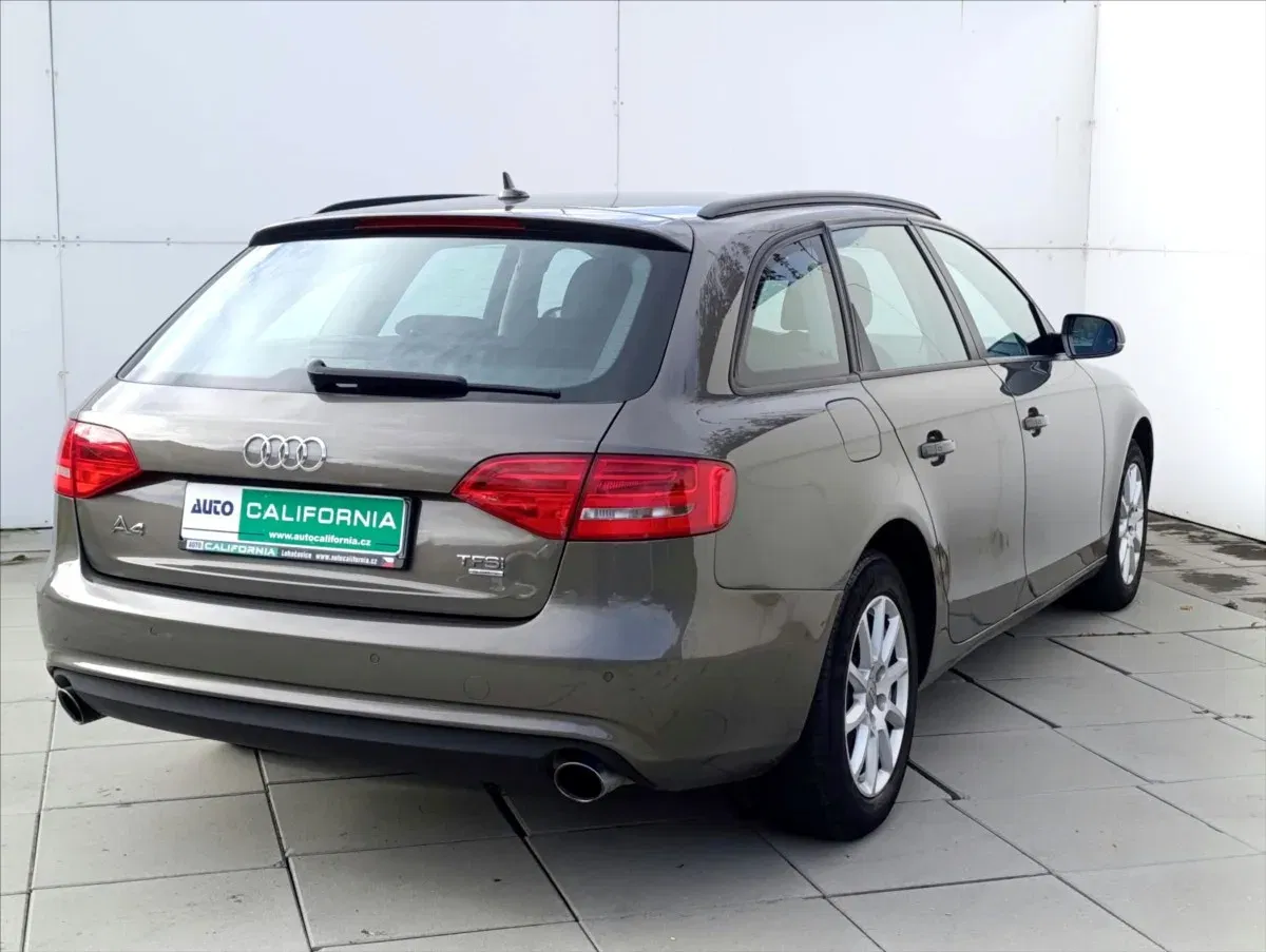Audi A4 - Náhled 7