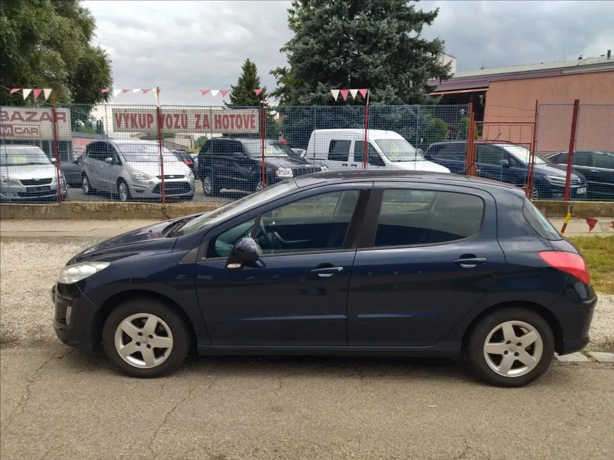 Peugeot 308 - Náhled 4