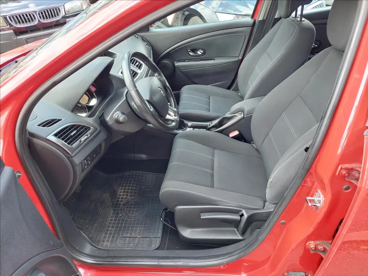 Renault Mégane - Náhled 8