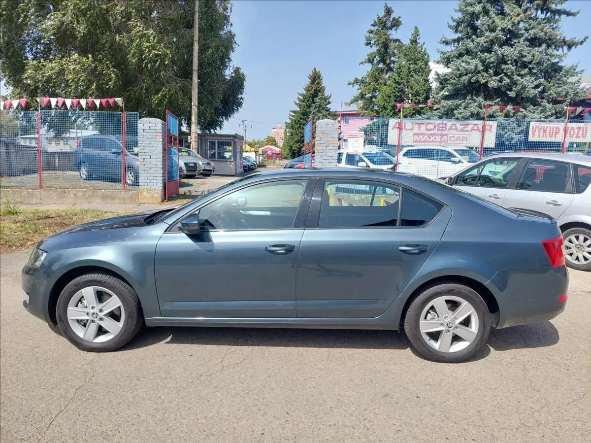 Škoda Octavia - Náhled 8