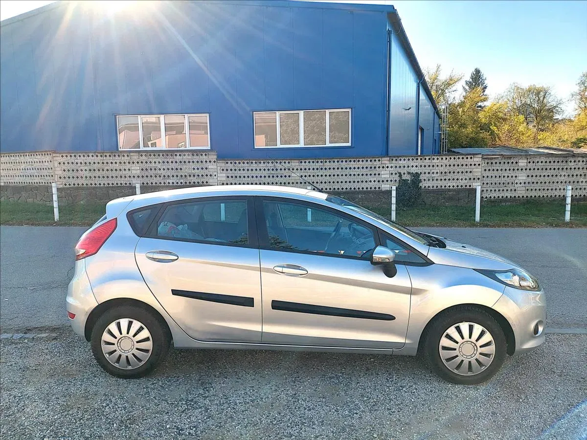 Ford Fiesta - Náhled 5