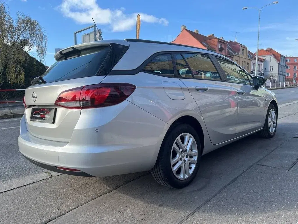 Opel Astra - Náhled 7