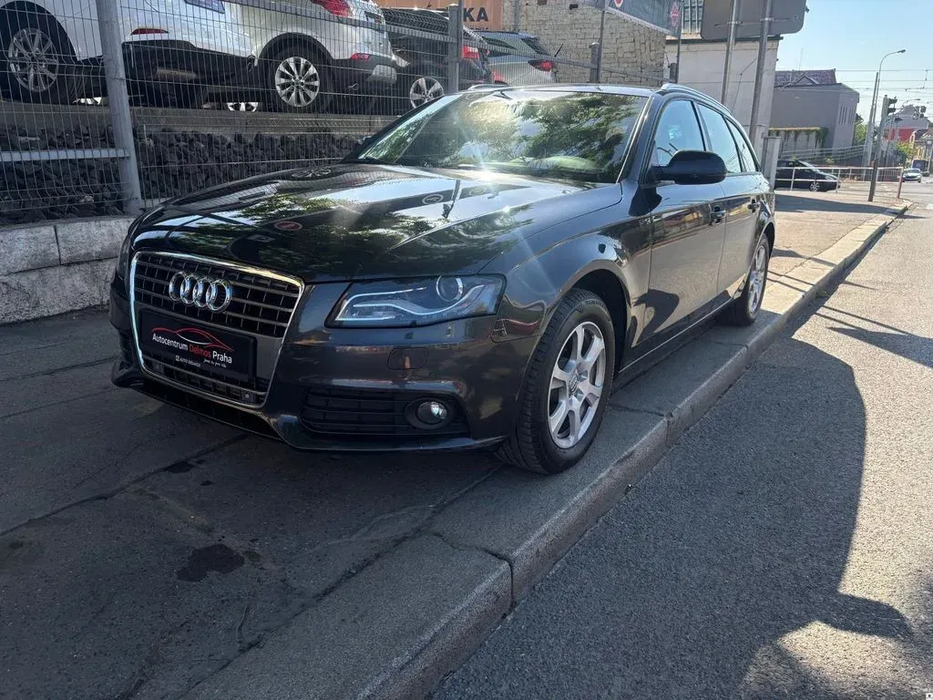 Audi A4 - Obrázek 1