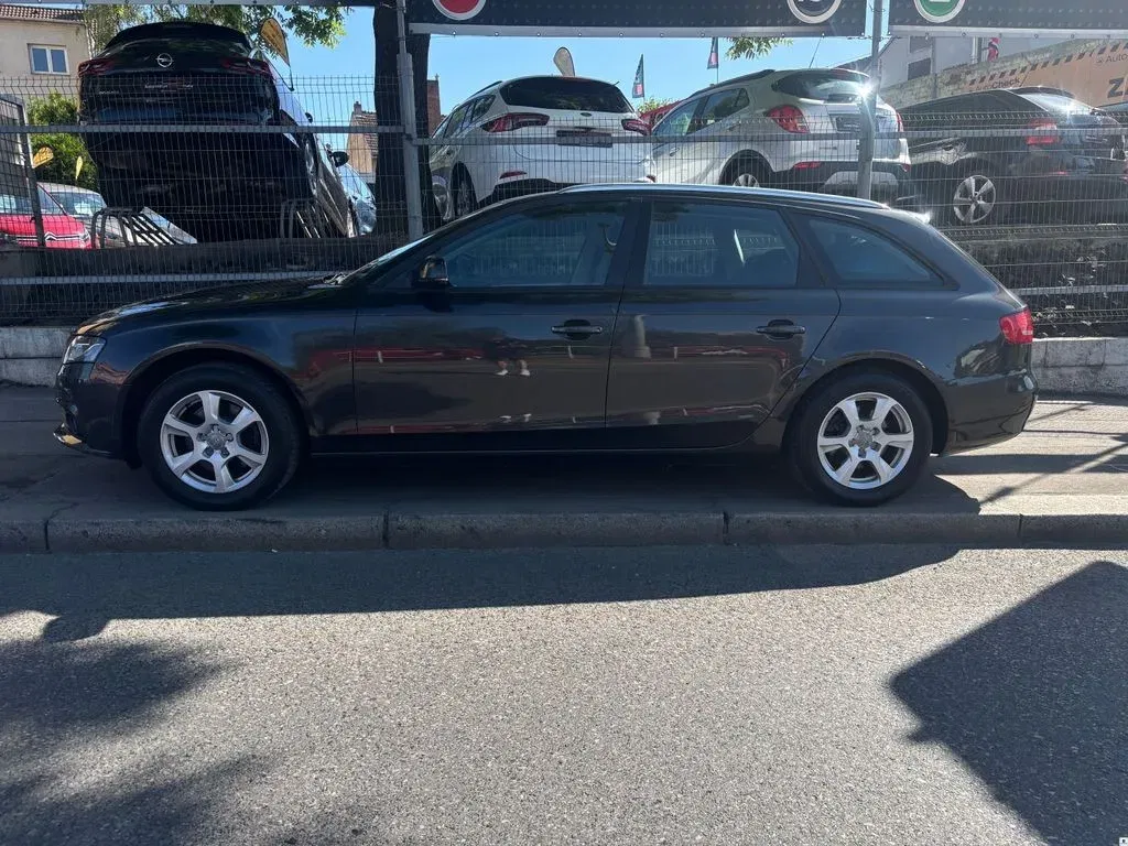 Audi A4 - Náhled 3