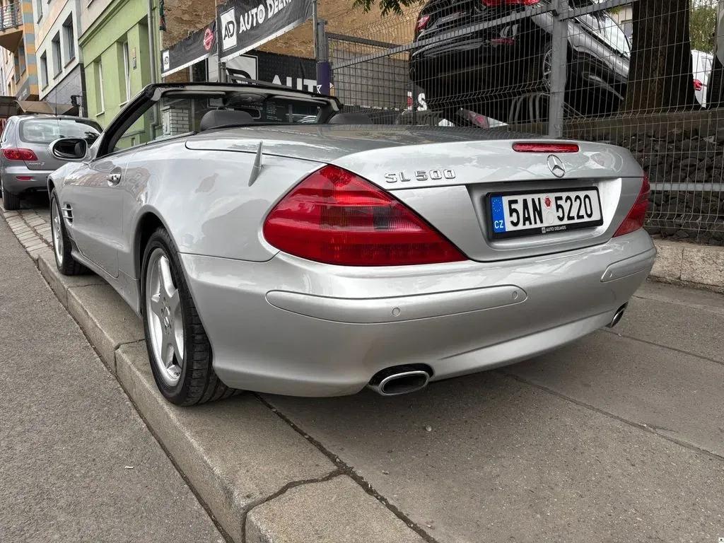 Mercedes-Benz SL - Náhled 4
