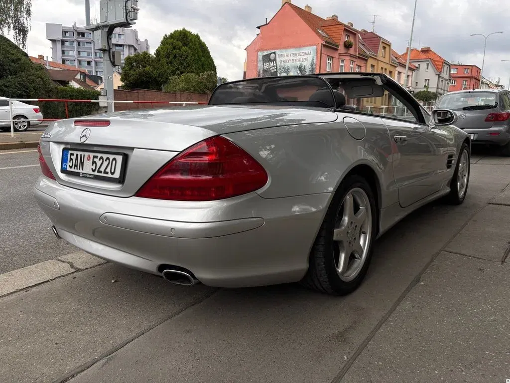 Mercedes-Benz SL - Náhled 8