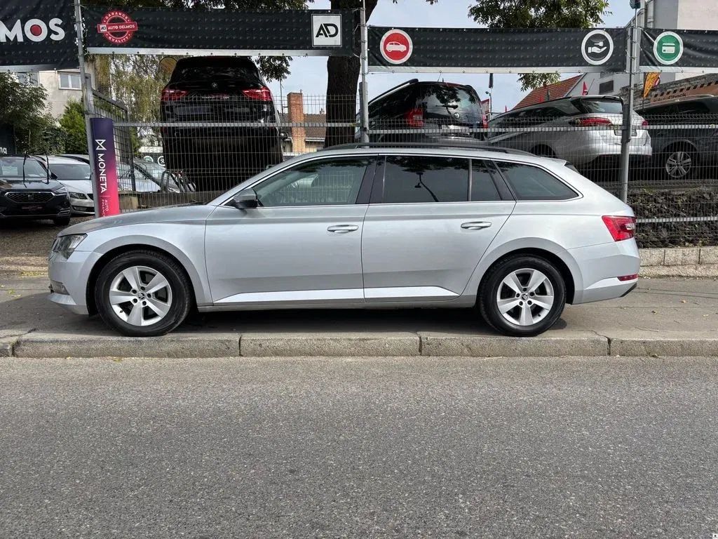 Škoda Superb - Náhled 3