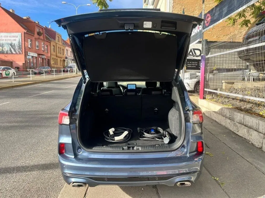 Ford Kuga - Náhled 6