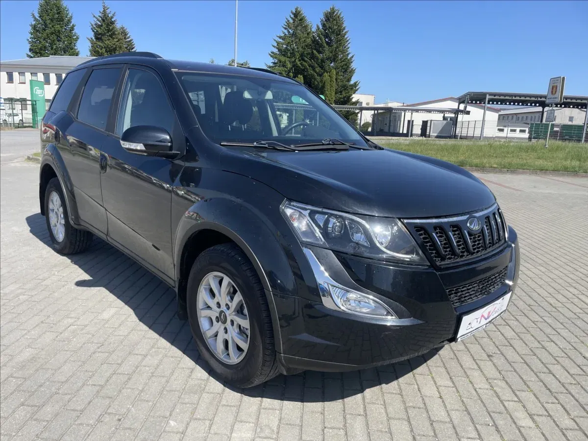 Mahindra XUV500 - Náhled 6