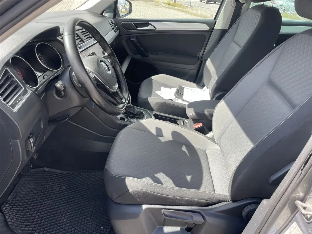Volkswagen Tiguan - Náhled 7