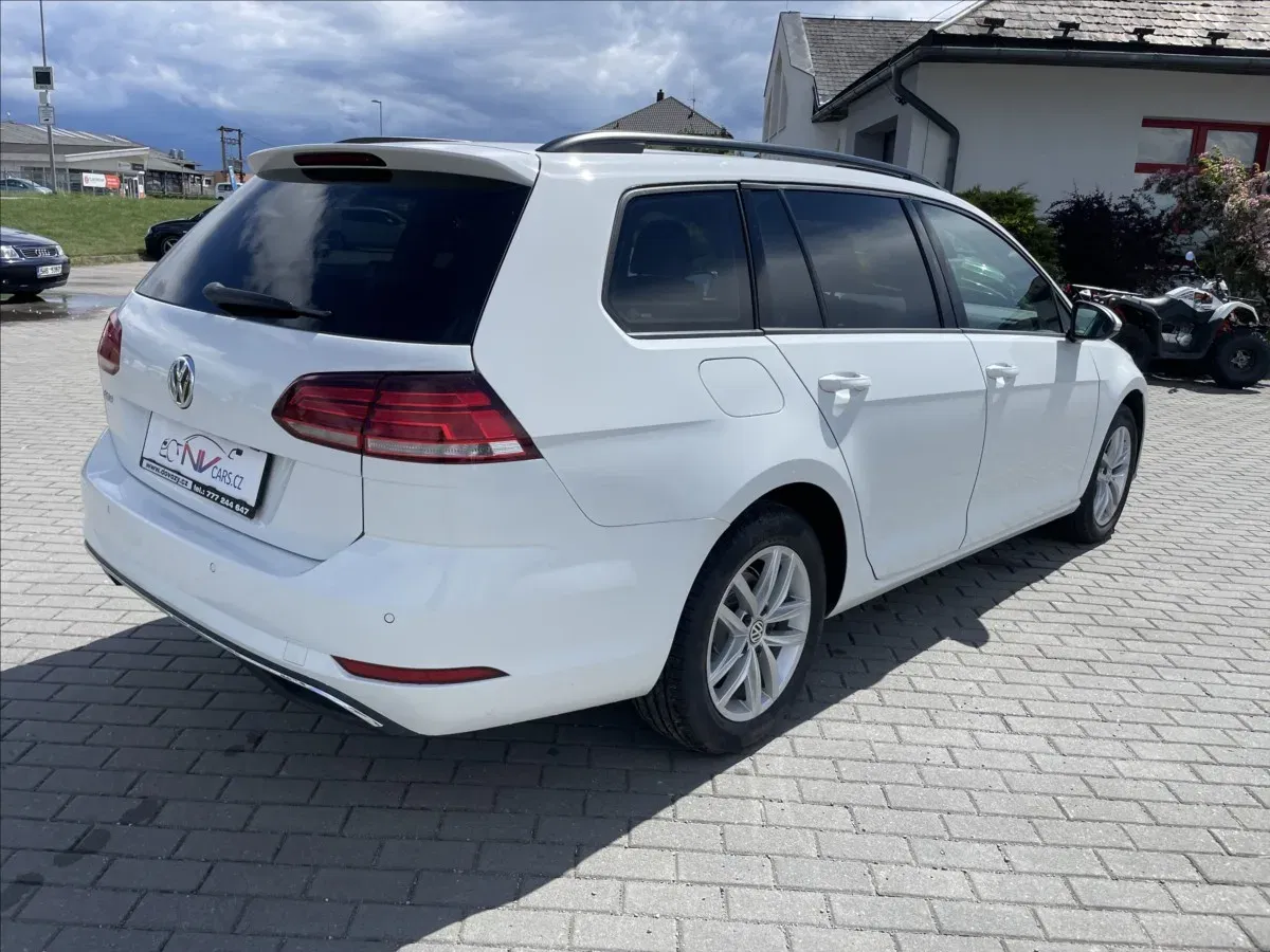 Volkswagen Golf - Náhled 4