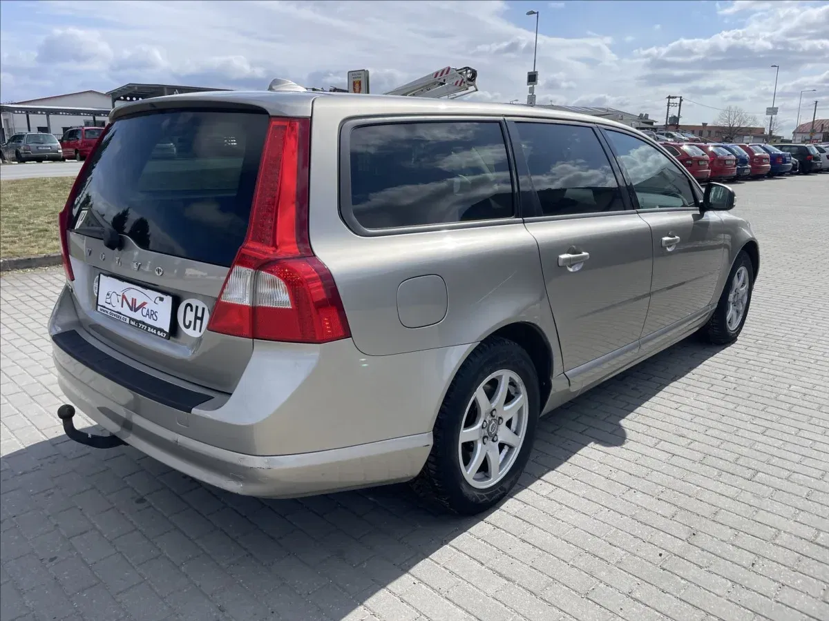 Volvo V70 - Náhled 4
