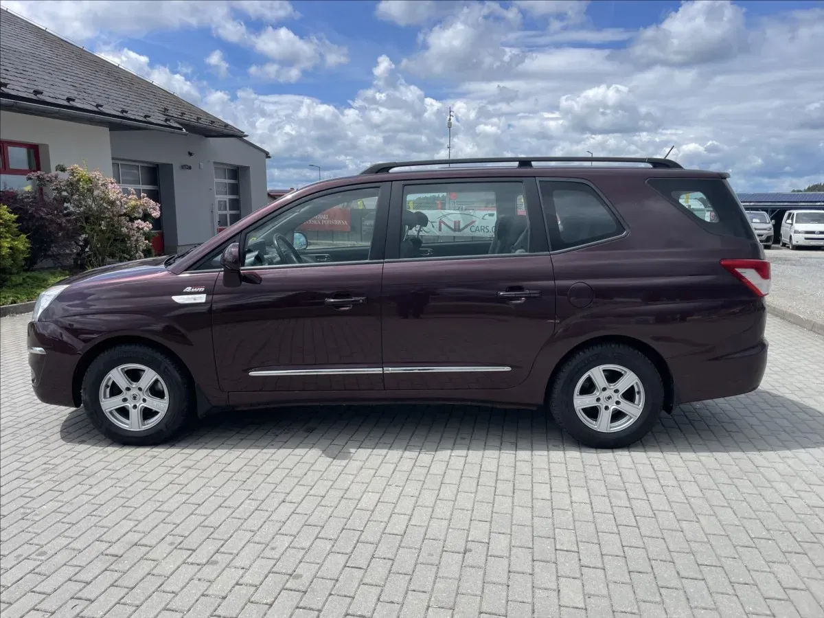 SsangYong Rodius - Náhled 2
