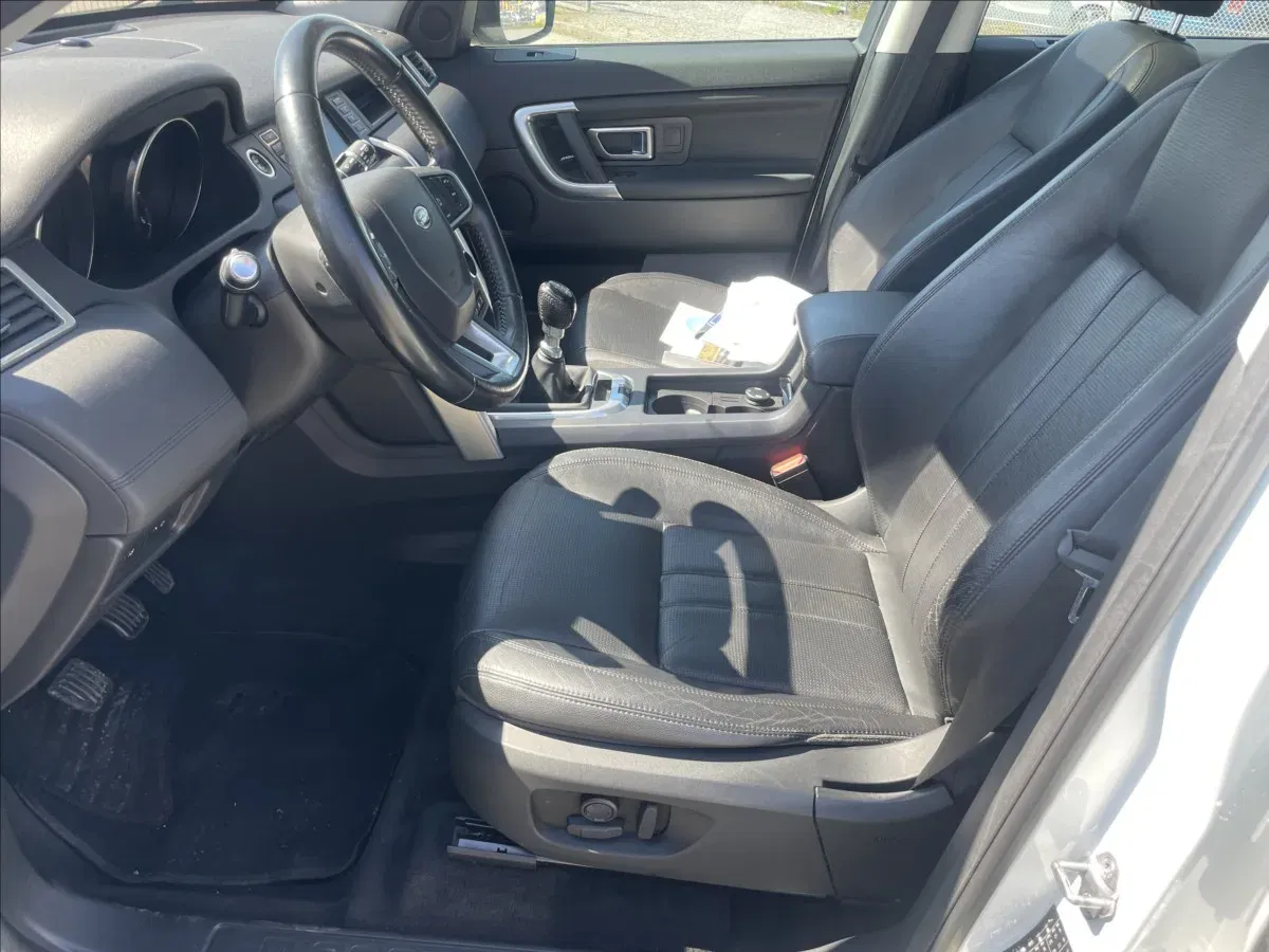 Land Rover Discovery Sport - Náhled 7