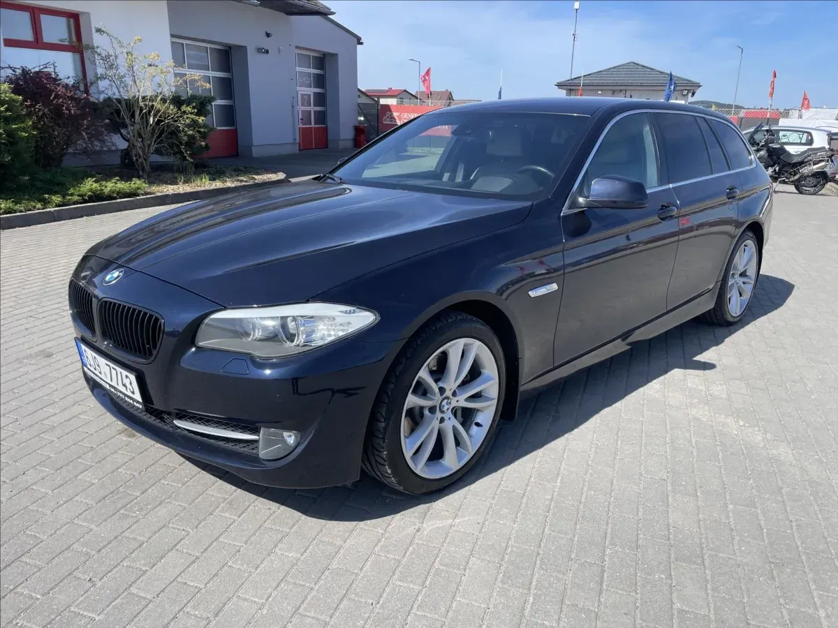 BMW Řada 5 - Obrázek 1