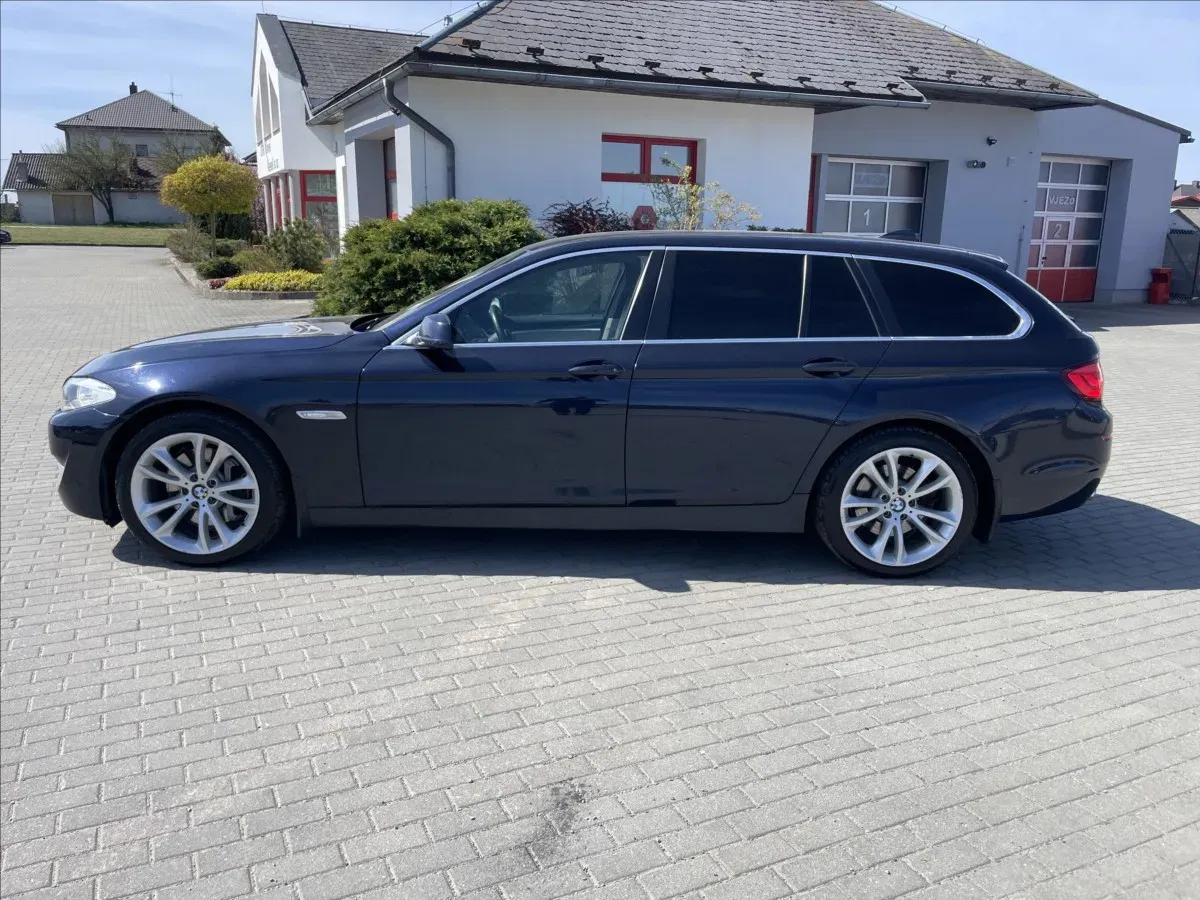 BMW Řada 5 - Náhled 2