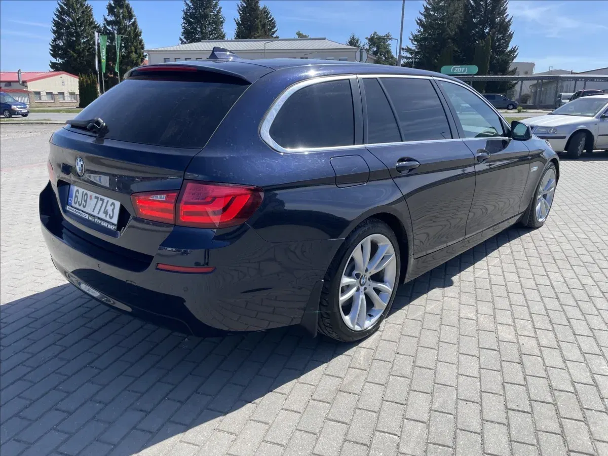 BMW Řada 5 - Náhled 4