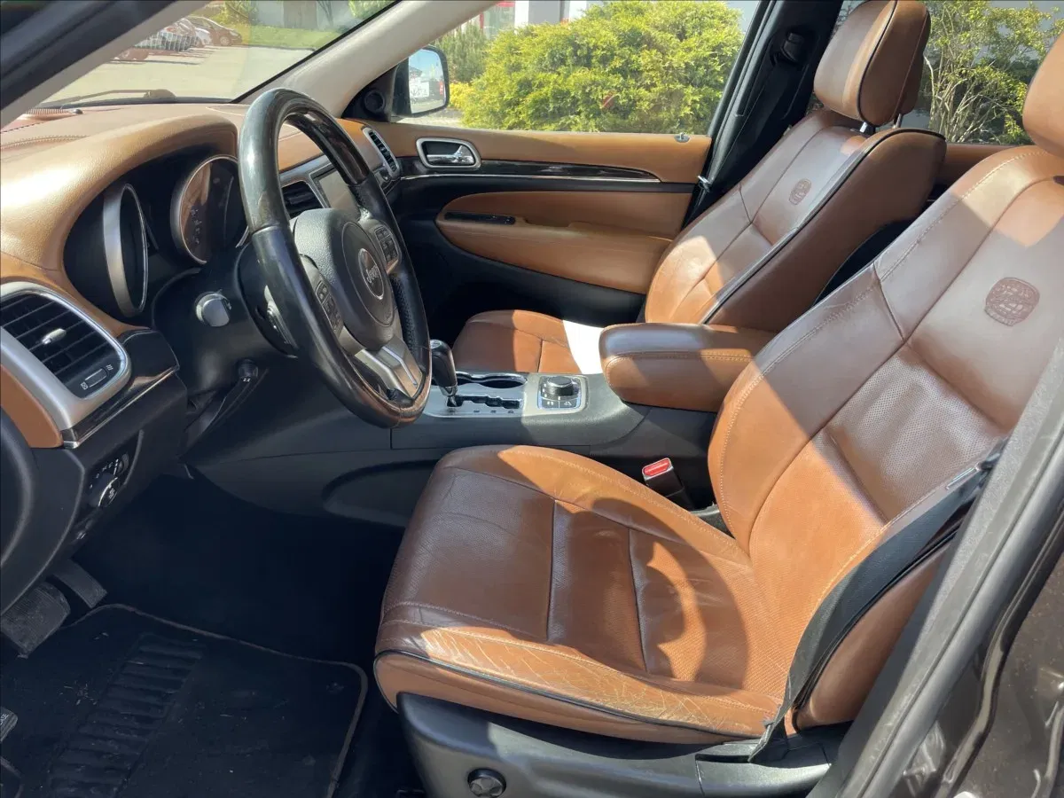 Jeep Grand Cherokee - Náhled 7