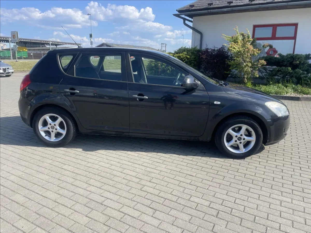Kia Ceed - Náhled 5