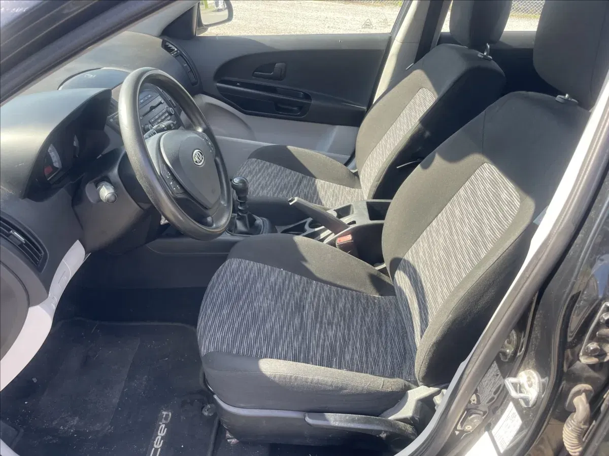 Kia Ceed - Náhled 7