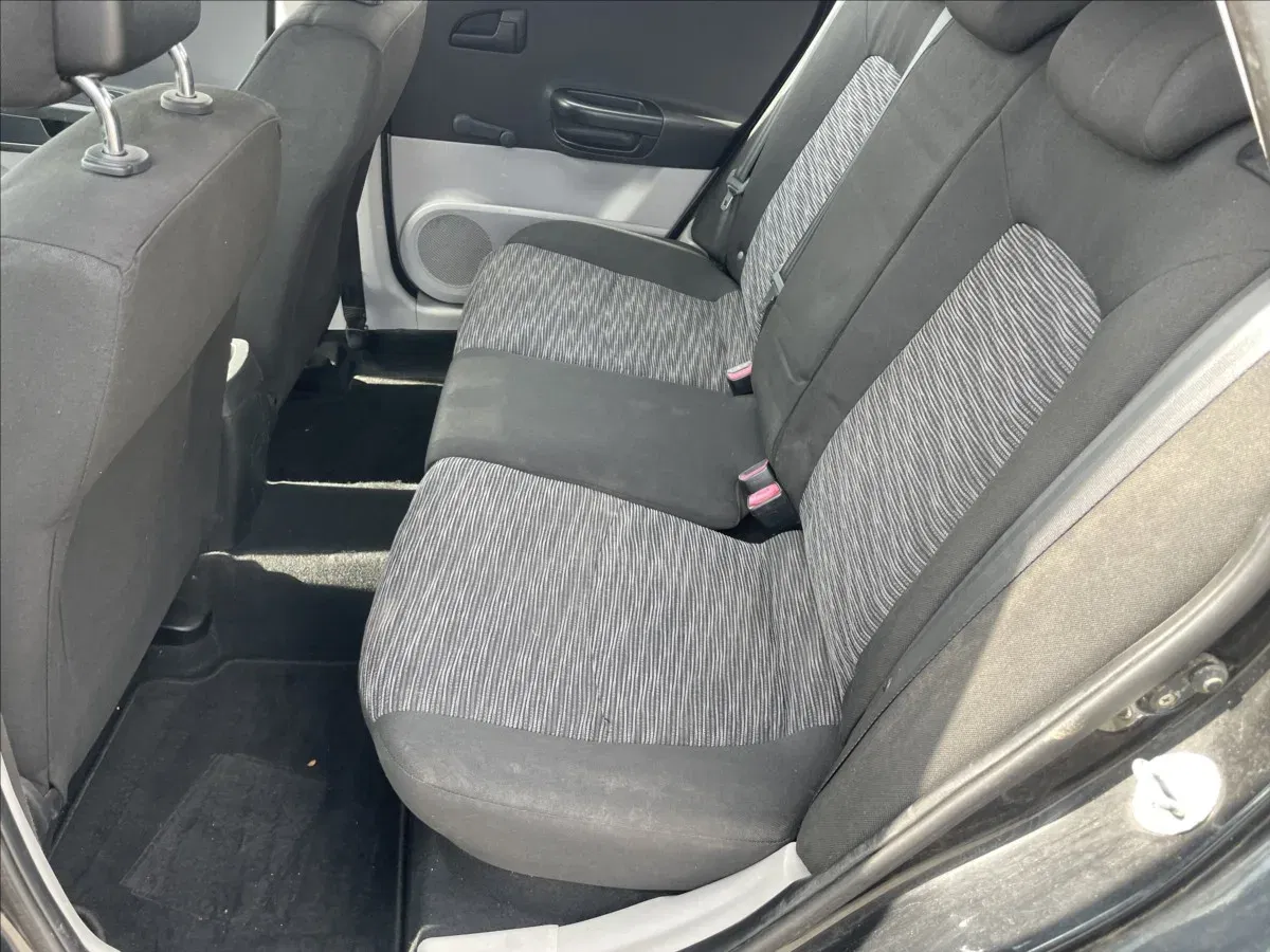 Kia Ceed - Náhled 8
