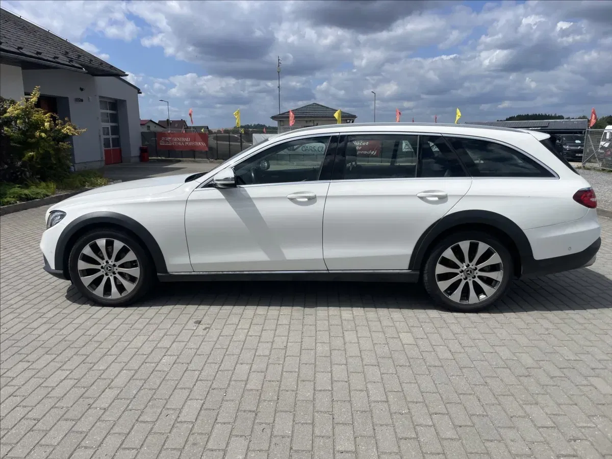 Mercedes-Benz Třídy E - Náhled 2