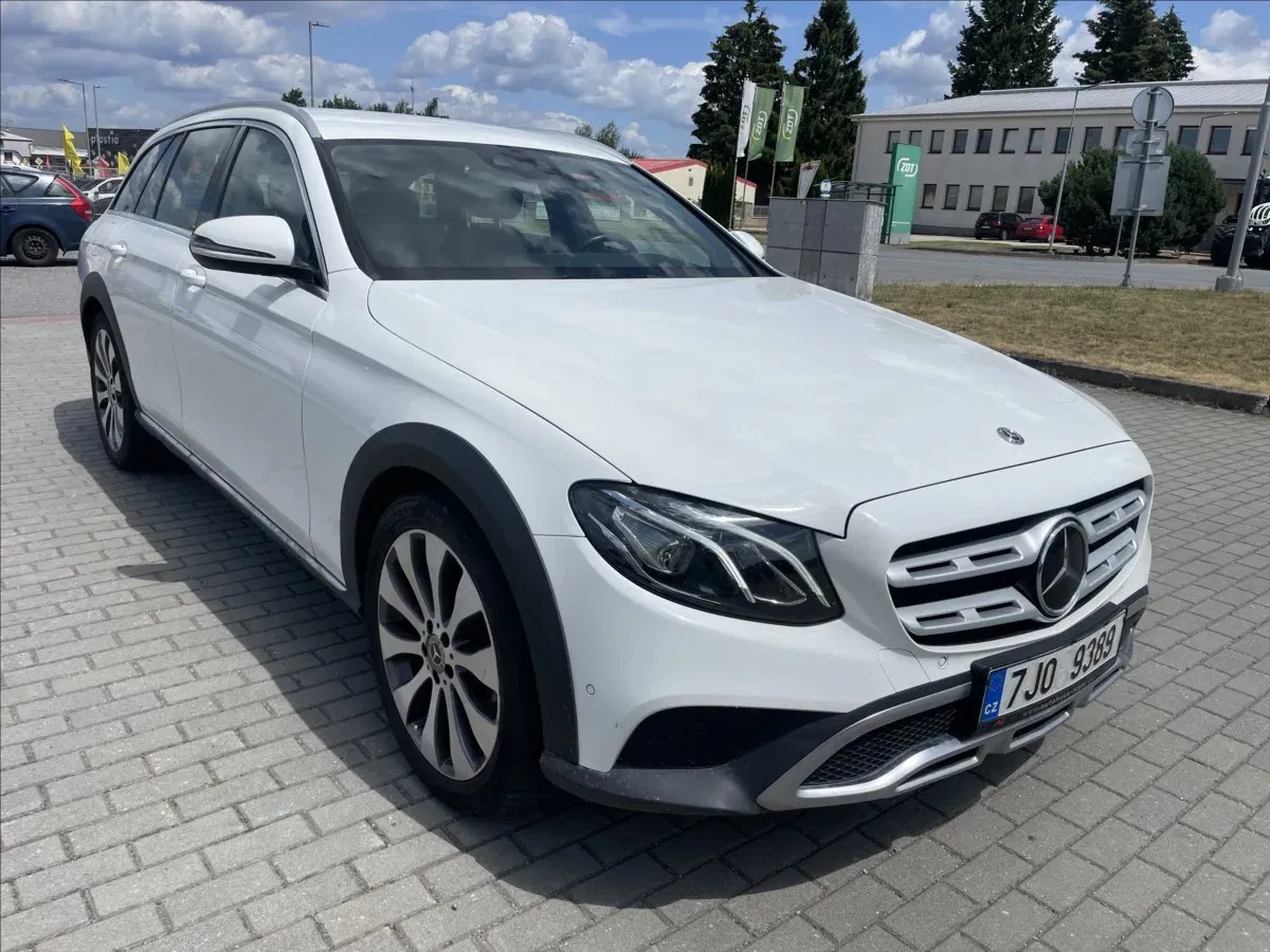 Mercedes-Benz Třídy E - Náhled 6