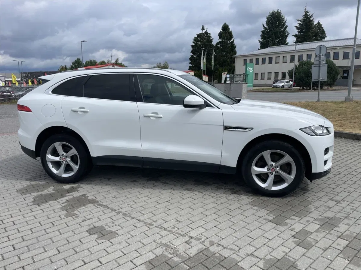 Jaguar F-Pace - Náhled 5
