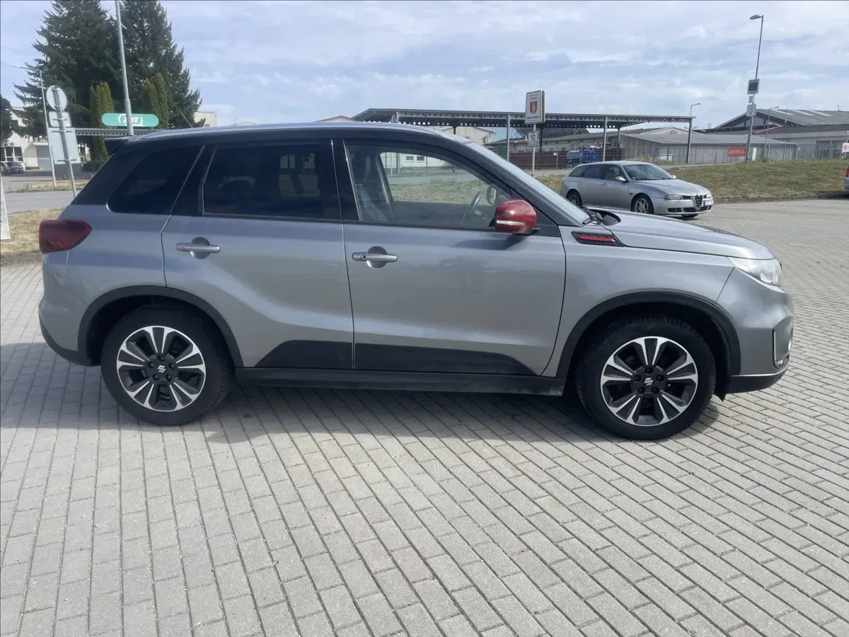 Suzuki Vitara - Náhled 5