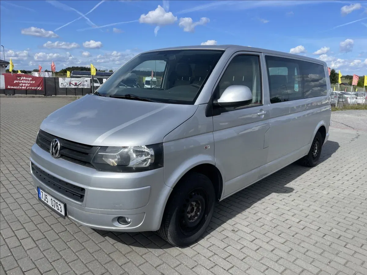 Volkswagen Transporter 2,0 TDI 103kw LONG 6míst Tažné bez koroze, 2012